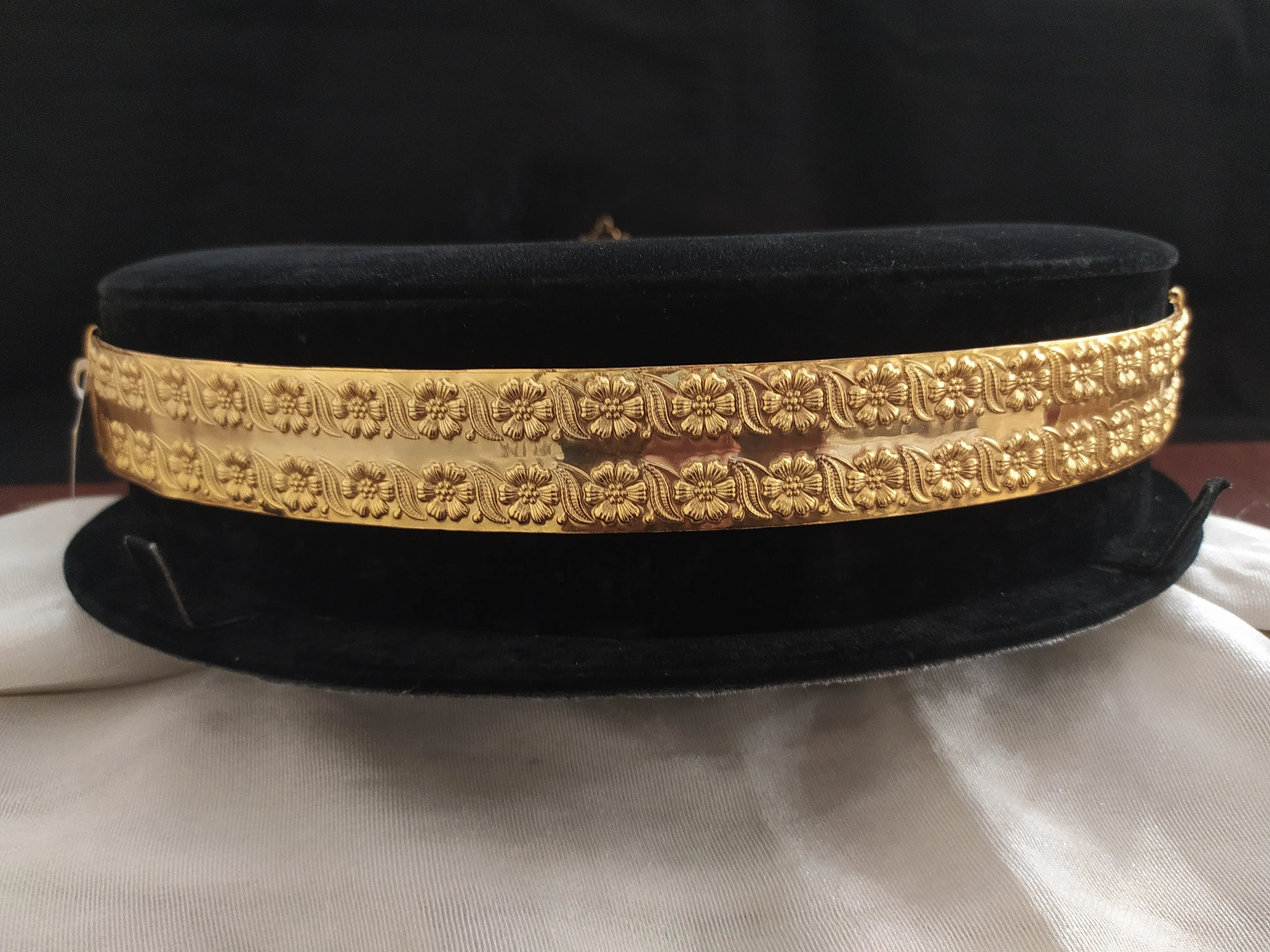 Divine Lakshmi and Peacock Hip-Belt with Jadau Kundan Stones