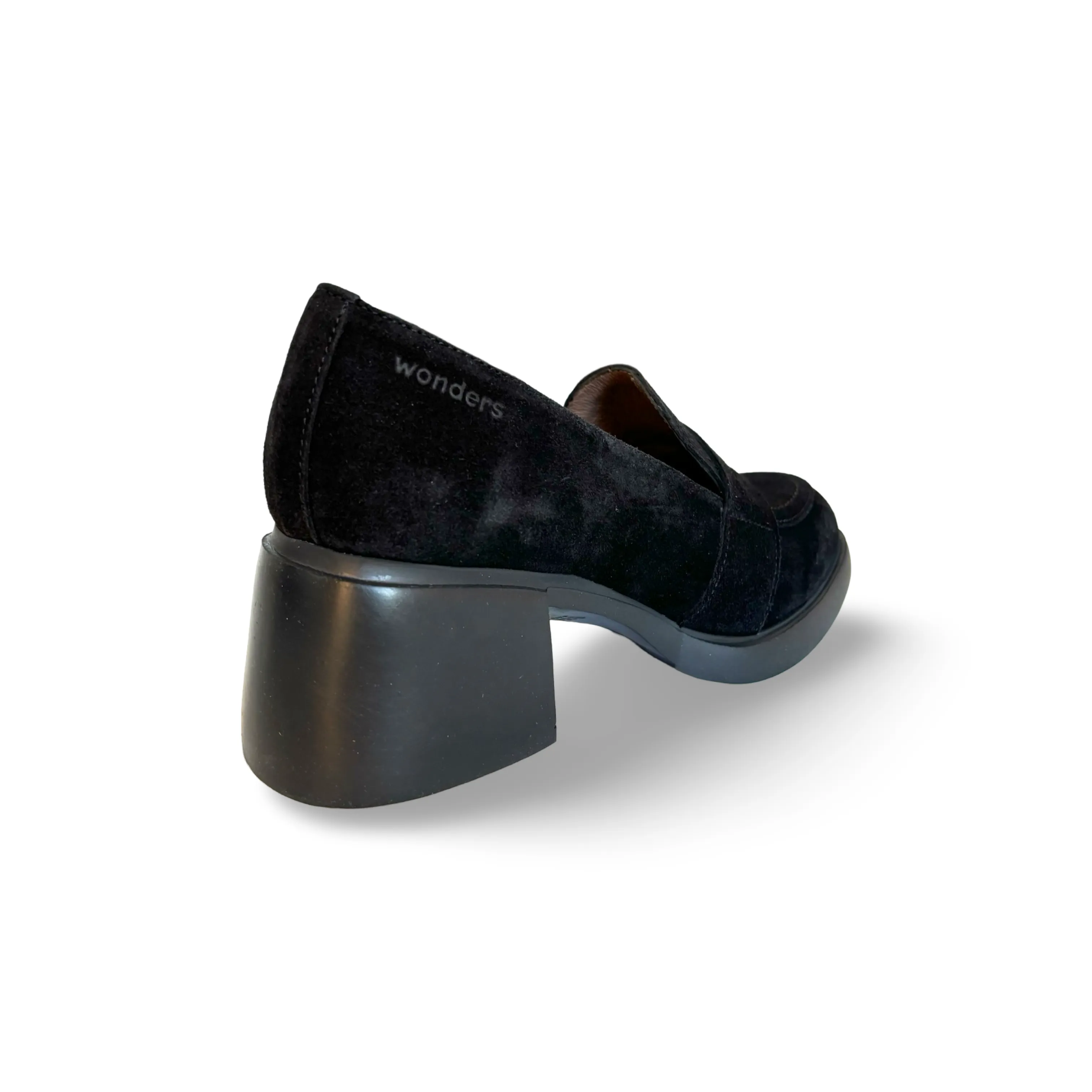 G6107 Black Suede Loafer