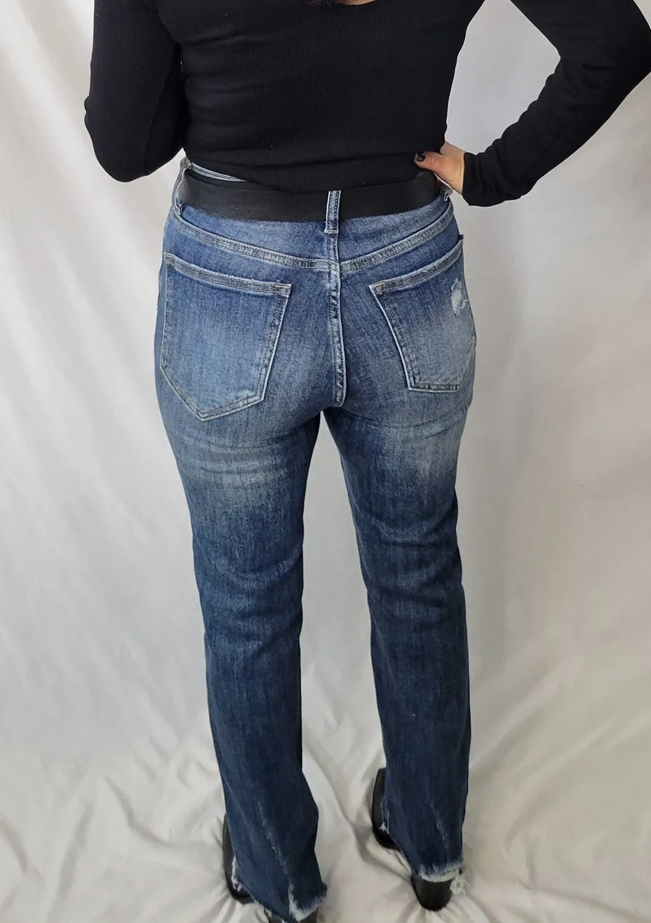 HIGH RISE RAW HEM STRAIGHT LEG JEANS