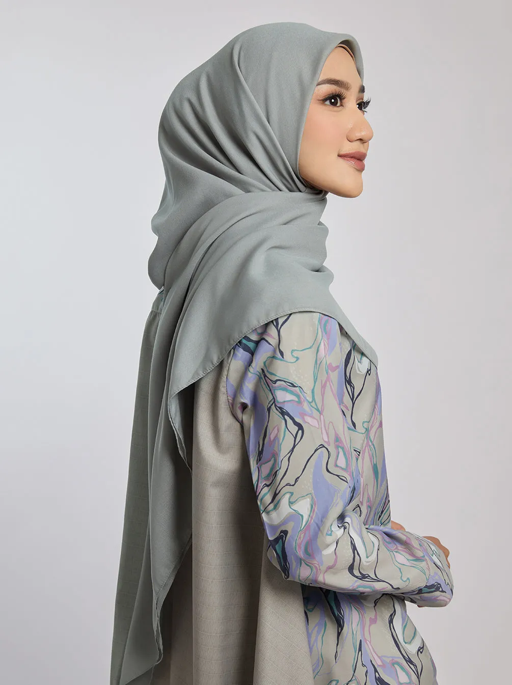 LIGHT VOILE SCARF PLAIN WARM GREY