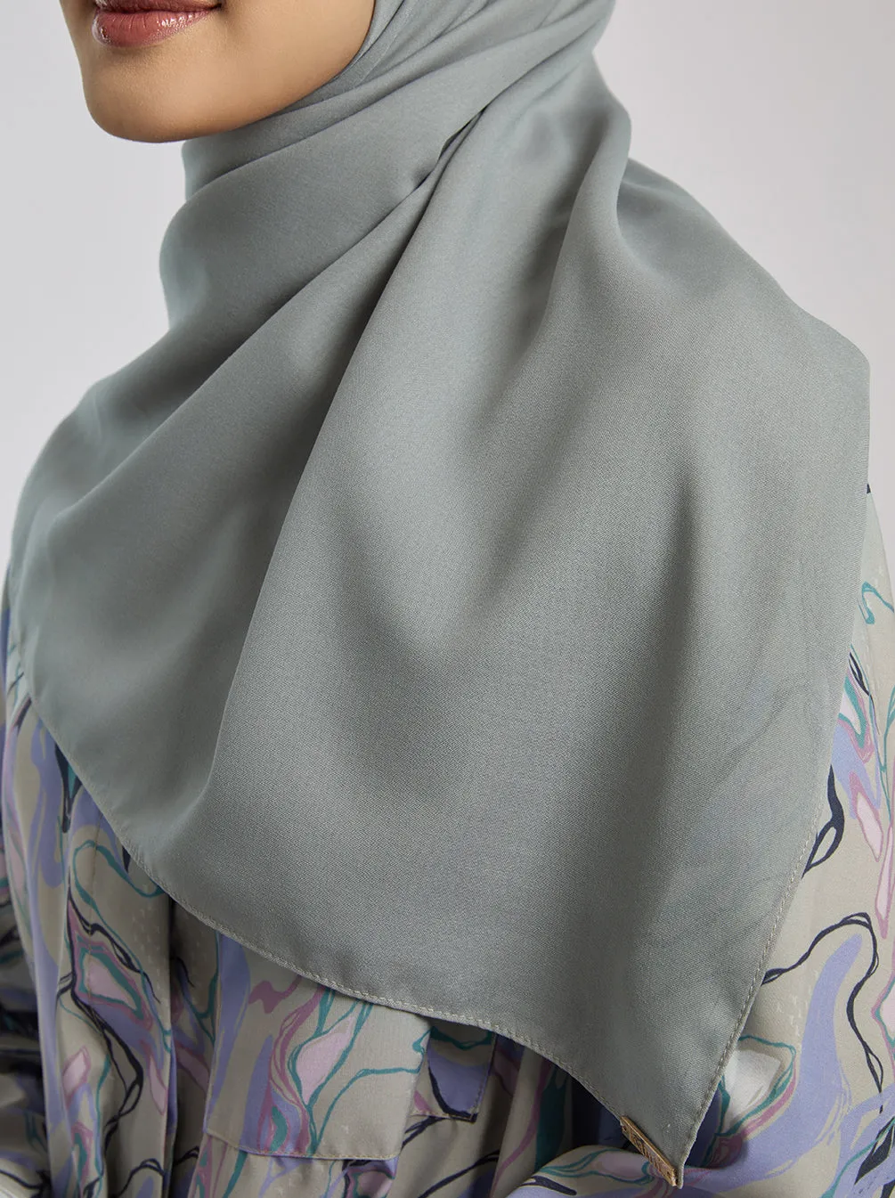 LIGHT VOILE SCARF PLAIN WARM GREY