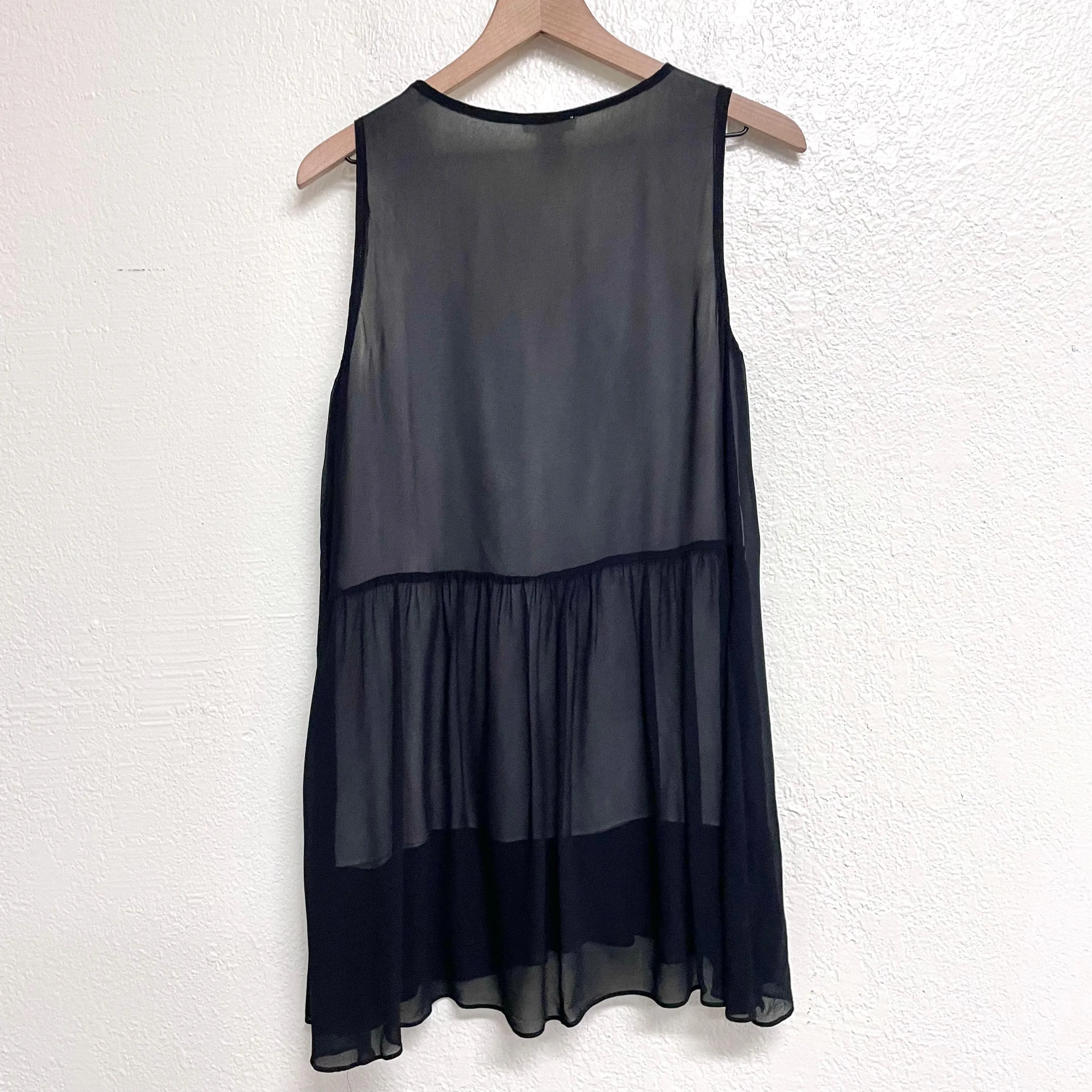 Sleeveless Overlay Tunic